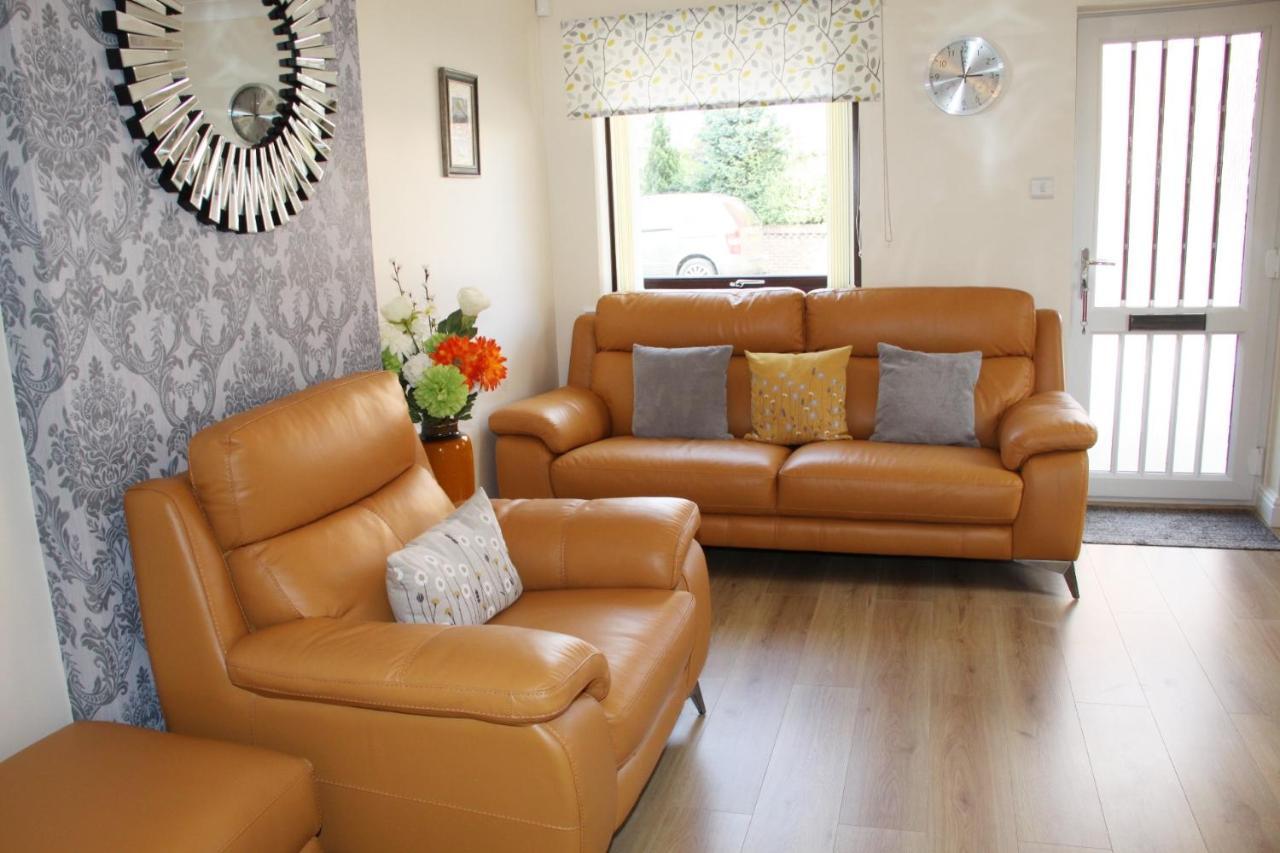 City Centre Town House With Riverside Views And Free Parking 1Bak York Eksteriør bilde